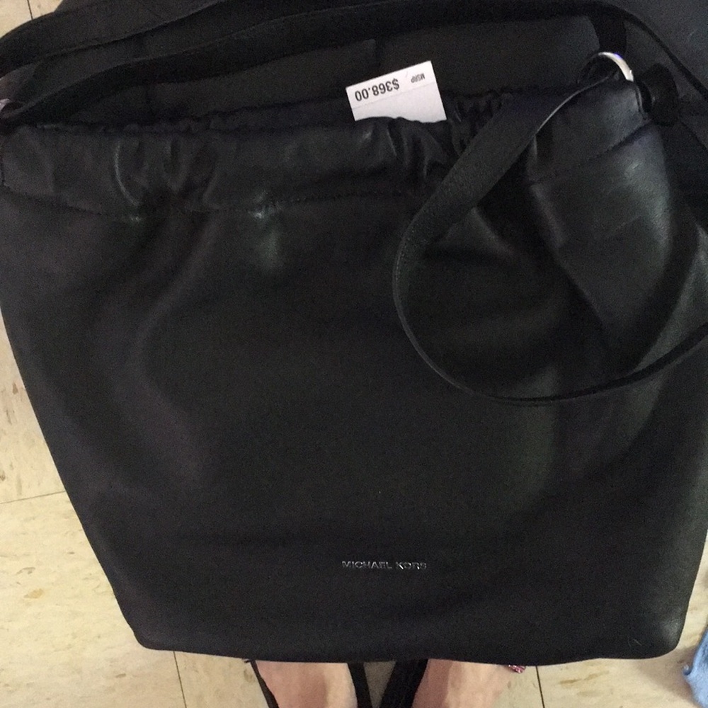 Micheal Kors NWT